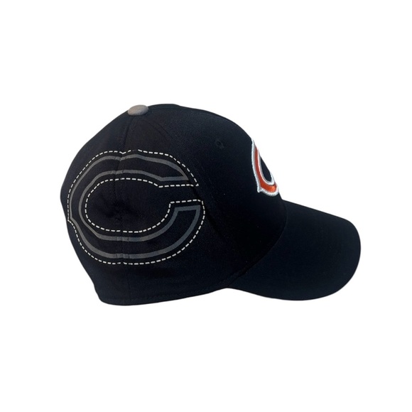 NWOT Reebok Chicago Bears On Field NFL Football Flex Fit Hat S/M - Picture 3 of 8